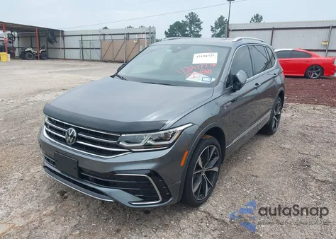 2024 Volkswagen Tiguan 2.0T Sel R-Line z USA, uszkodzony, nr VIN 3VV4B7AX3RM150065